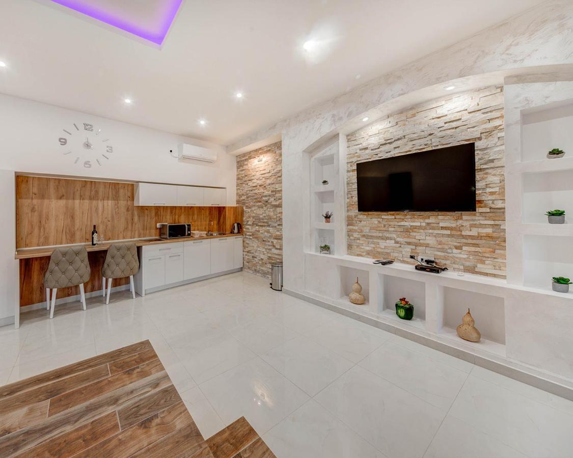 טיווט Villa Ilijana מראה חיצוני תמונה