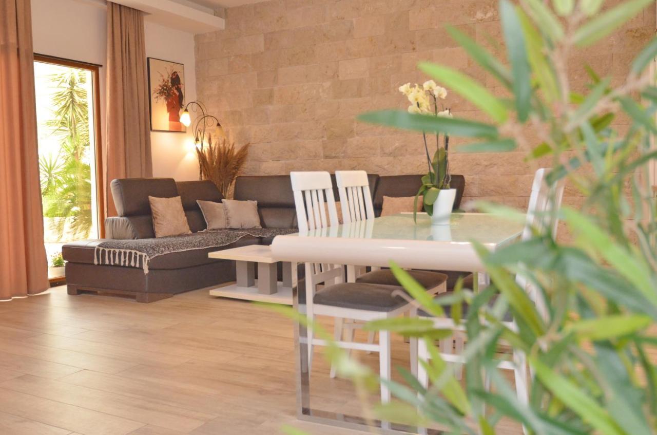 טיווט Villa Ilijana מראה חיצוני תמונה