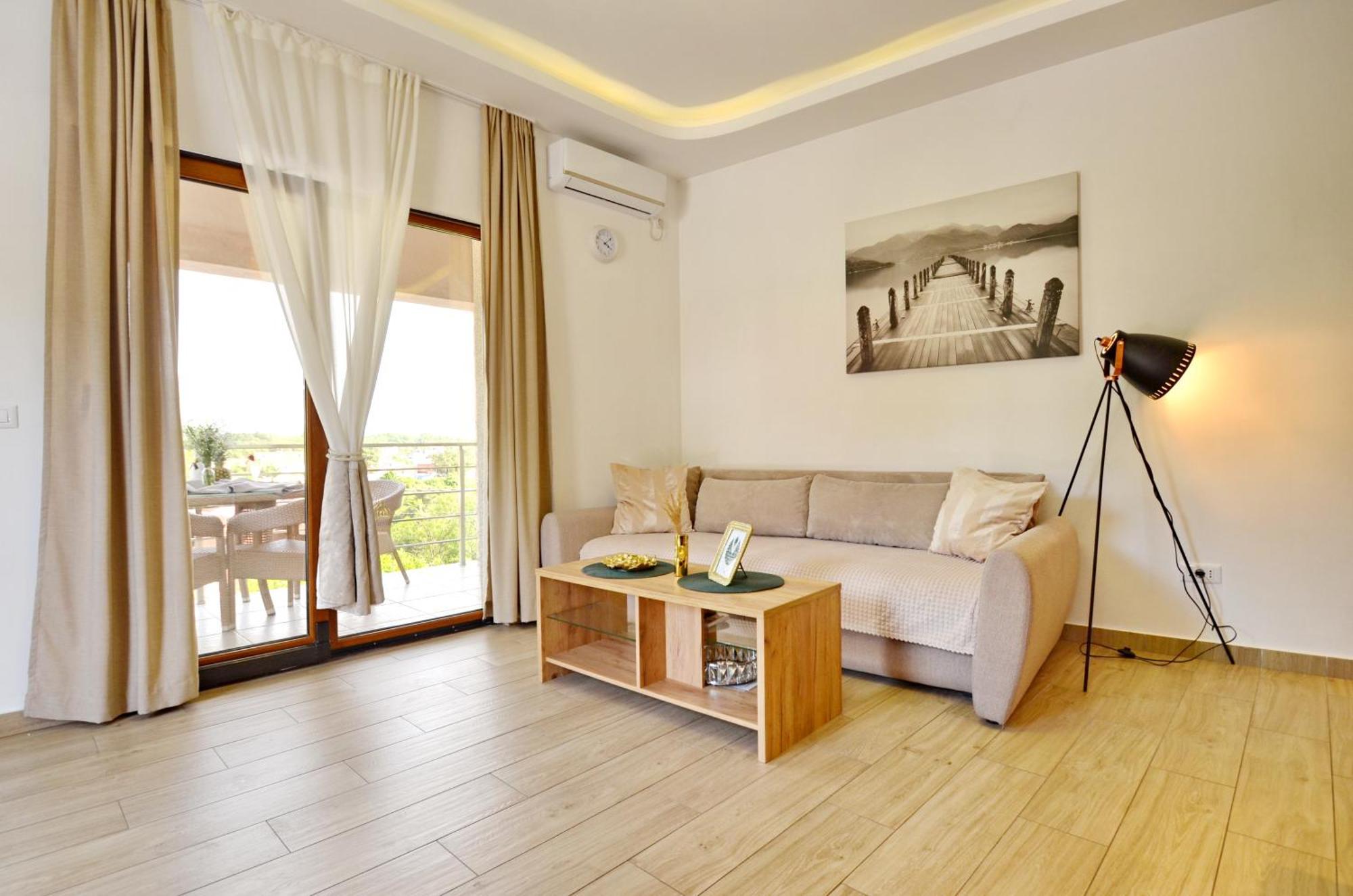 טיווט Villa Ilijana מראה חיצוני תמונה